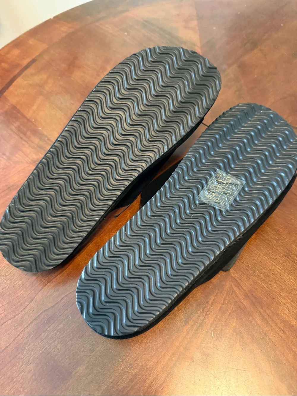True Religion Billy Slides NEW Faux Suede Slip On Shoes Men’s Size 11 Sandals